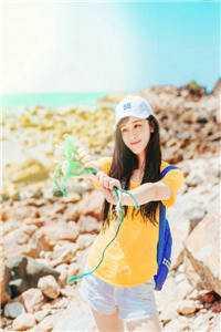女主叫楚清妍的