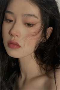 女主是时鸢